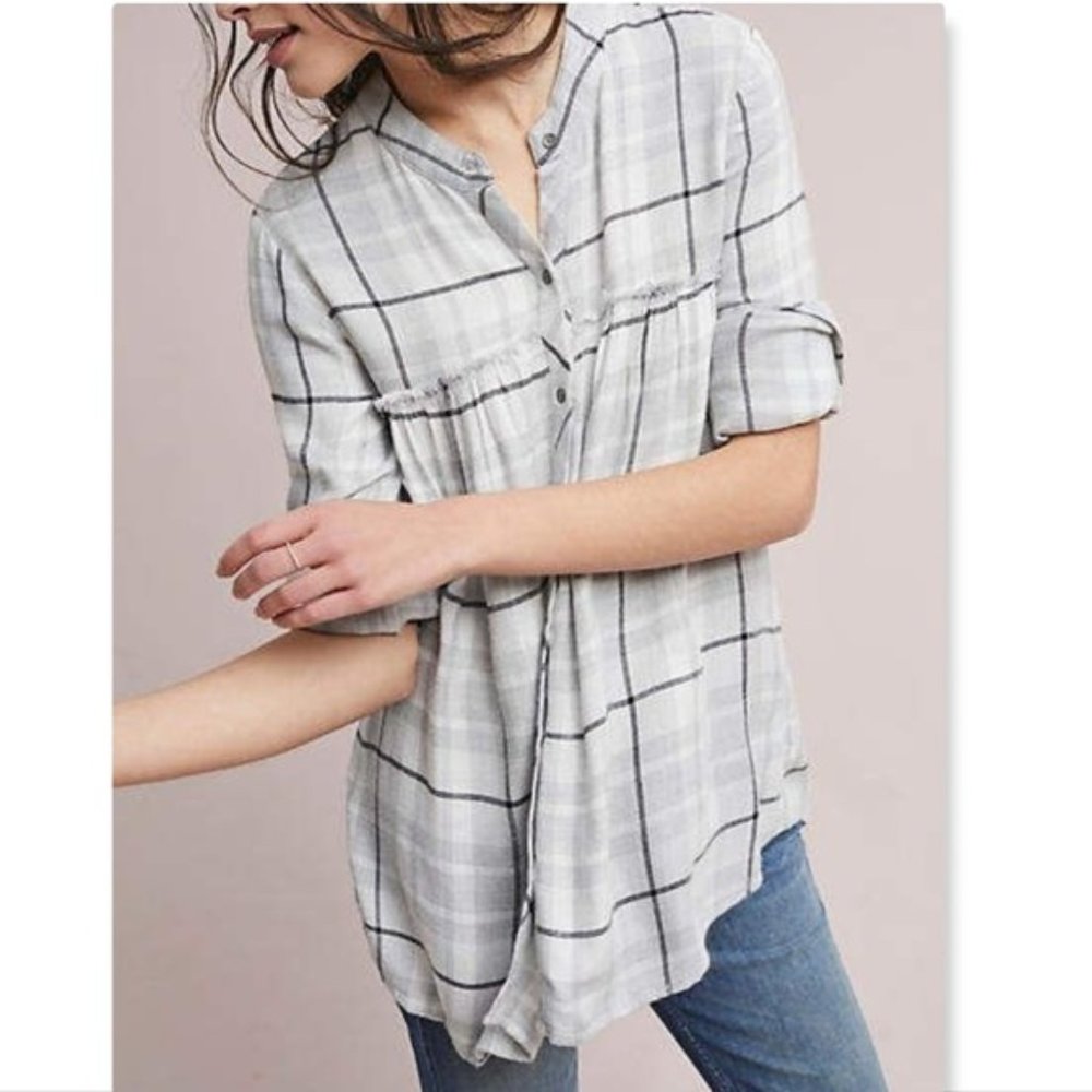 Cloth and Stone Long-Sleeved Button Down Shirt